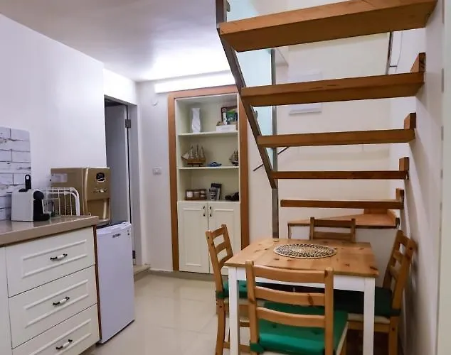 Tony Guesthouse